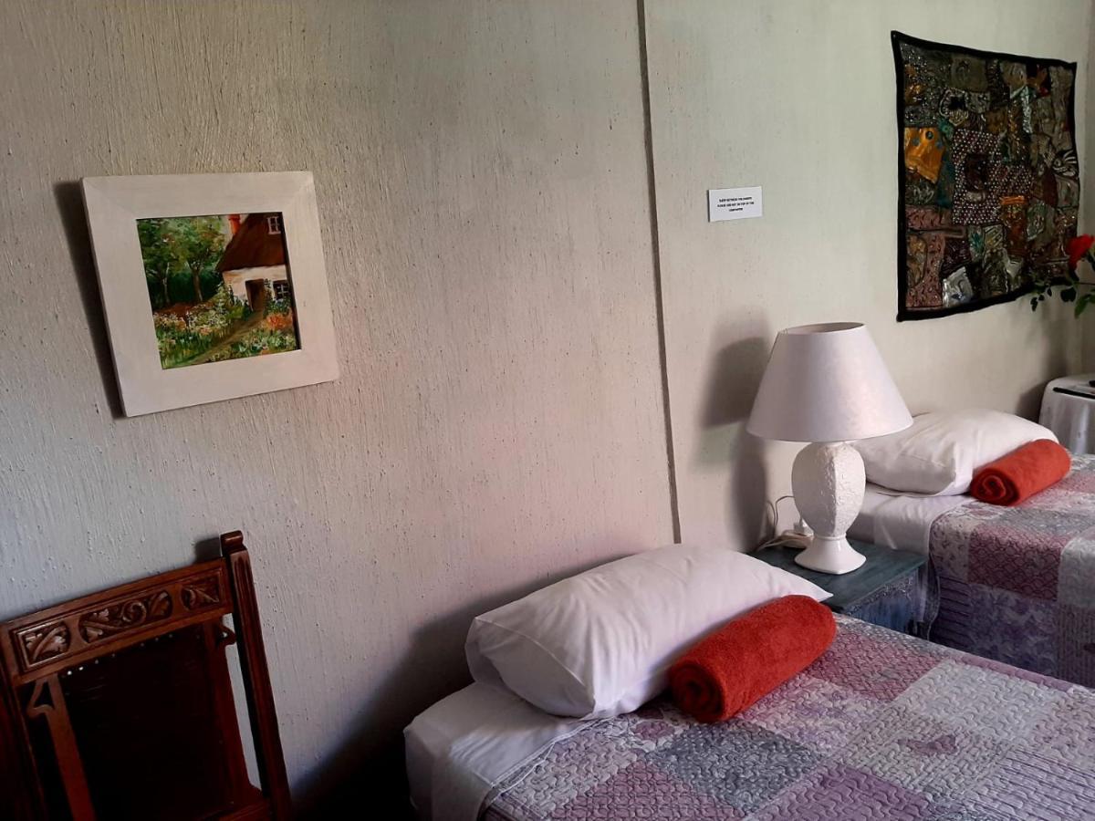 Cathy's Guest House Cradock Extérieur photo